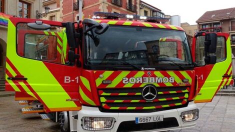 Bomberos de Soria estrenan un nuevo camión autobomba