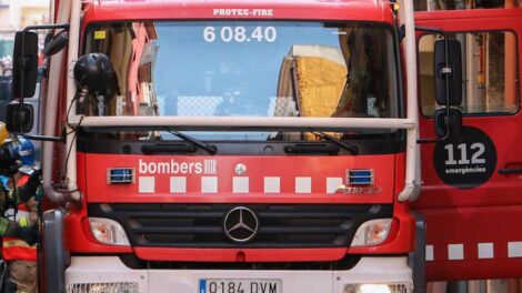 Roban material del camión de bomberos de una escuela de Emergencias