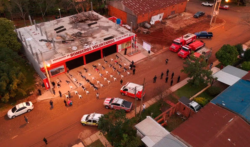 Bomberos Voluntarios de Dos de Mayo inauguraron su nuevo cuartel