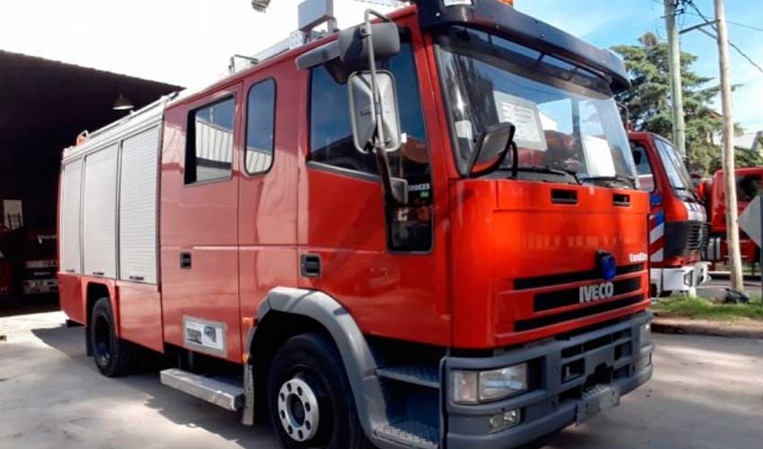 Bomberos de Saturnino Maria Laspiur recibieron nueva unidad