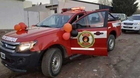 Bomberos de Comallo adquirieron una camioneta 4×4