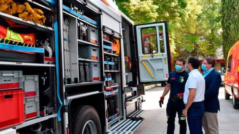 La Diputación de Cuenca presenta el nuevo camión de bomberos
