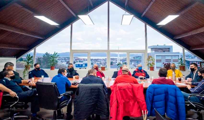 Bomberos se reunieron con el Intendente y definieron una agenda de trabajo