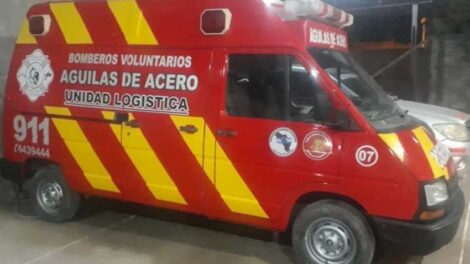 Bomberos Águilas de Acero con una nueva unidad móvil