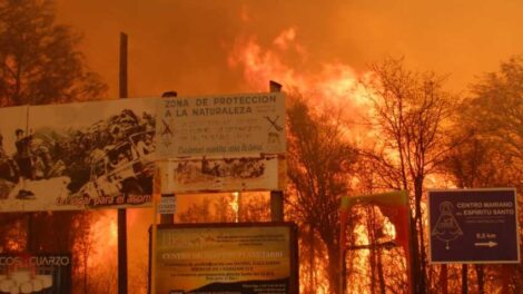 Evacuaron a más de 200 personas y se quemaron varias viviendas en Córdoba