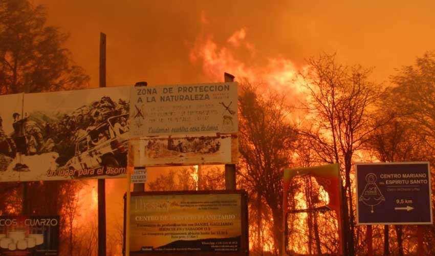 Evacuaron a más de 200 personas y se quemaron varias viviendas en Córdoba