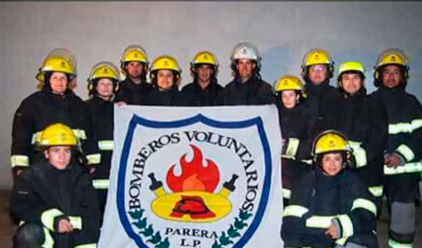 Bomberos Voluntarios de Parera recibió equipos de protección personal