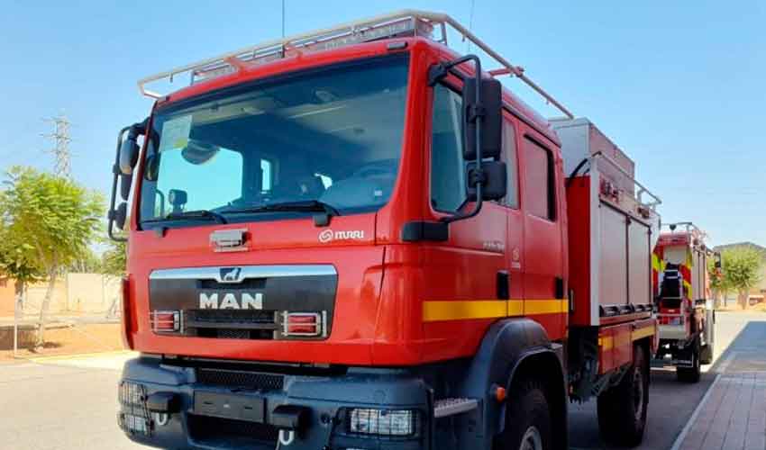 Rumbo a Chile viajan carros de bomberos destinados a incendios forestales