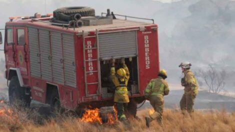 Bomberos voluntarios niegan que les haya faltado ayuda