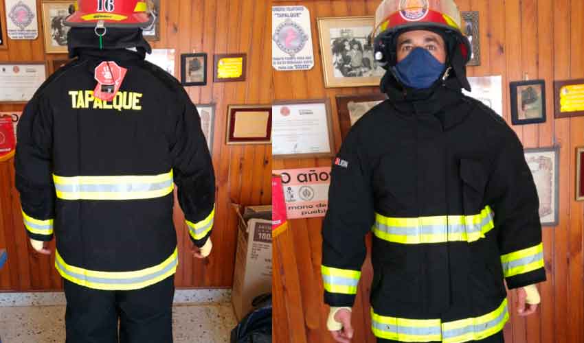 La firma Equipaer entregó equipos de trajes estructurales a Bomberos de Tapalque