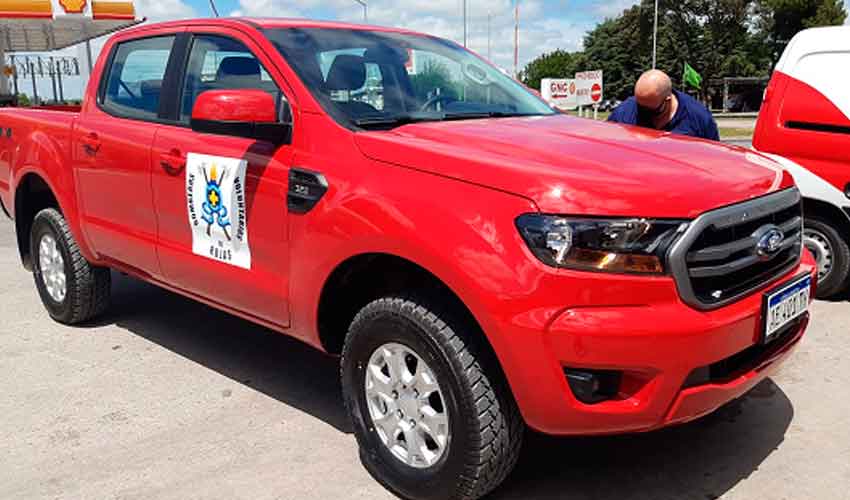 Bomberos Voluntarios de Rojas adquirió camioneta