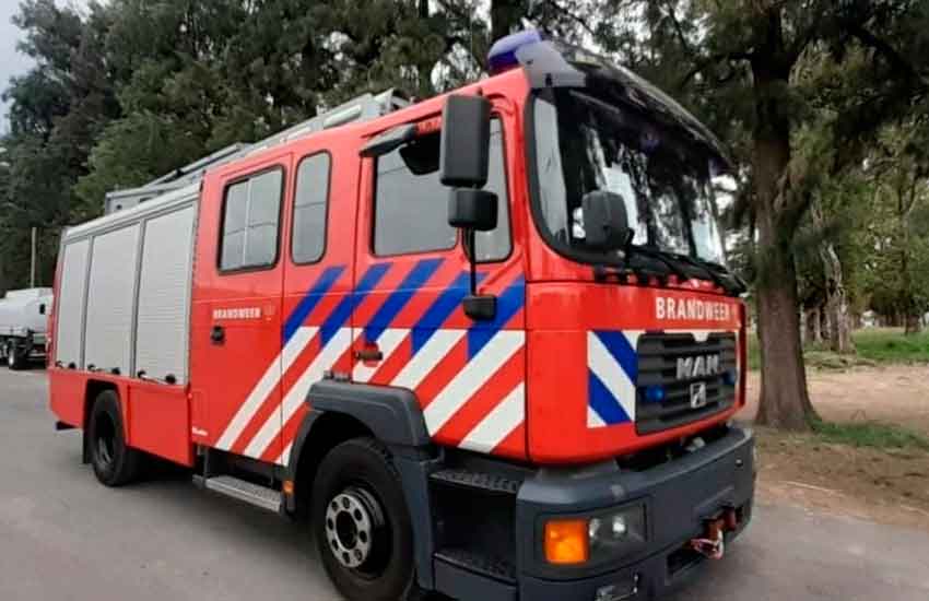 Bomberos Voluntarios de Carcaraña con nuevo autobomba