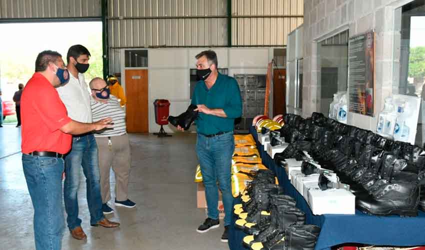 Bomberos Voluntarios de Rafaela recibió nuevos equipos