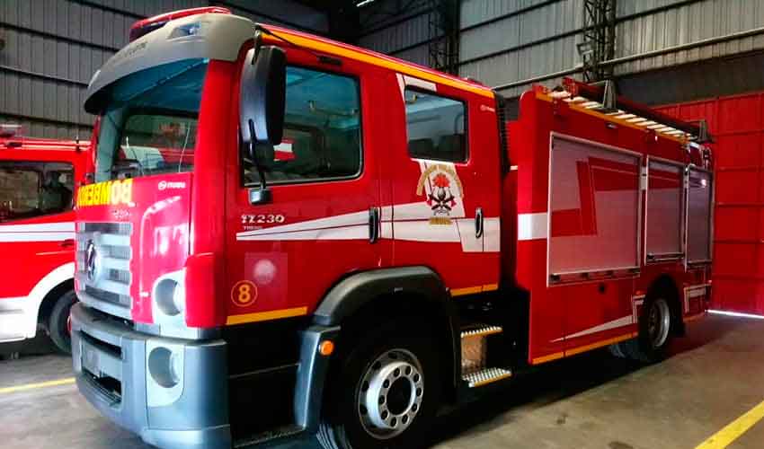 Inauguración del Móvil 8 de Bomberos Voluntarios de Bernal