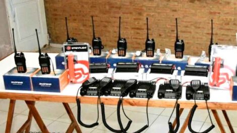 Nuevos equipos de comunicaciones para Bomberos de Dolavon