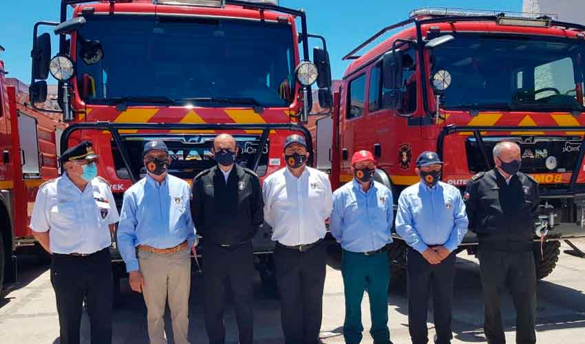 Bomberos de Los Ríos con modernos carros forestales