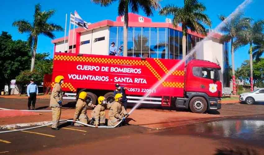 Bomberos Voluntarios de Santa Rita reciben carro hidrante