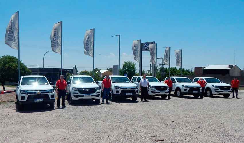 Nuevas Camionetas para las Regionales de la Federación de Córdoba