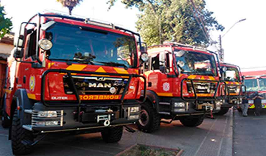 Bomberos de la Región de O’Higgins recibieron nuevos carros