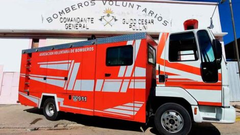 Bomberos Voluntarios Santa Rosa con nuevo autobomba
