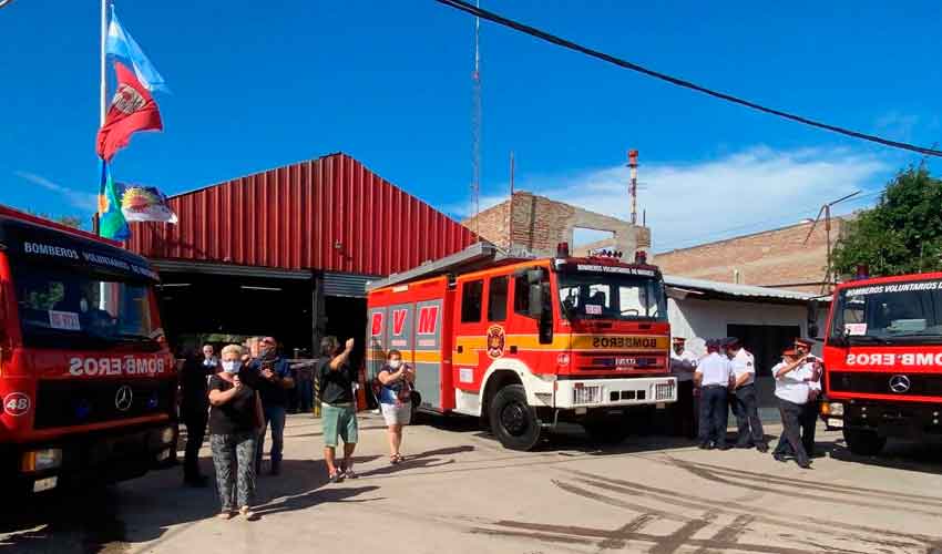 Bomberos de La Matanza presentaron sus nuevas unidades