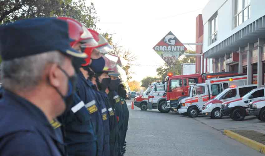 Bomberos Voluntarios de San Francisco celebró sus 84 años