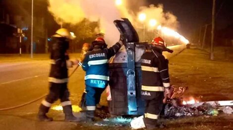 Agredieron a Bomberos mientras cumplían con su labor