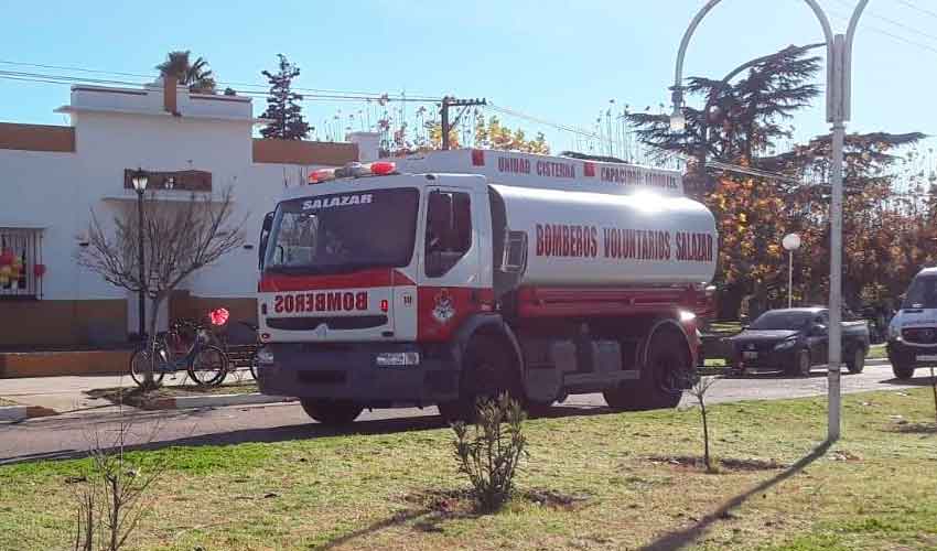 Bomberos Voluntarios de Salazar con nuevo cisterna