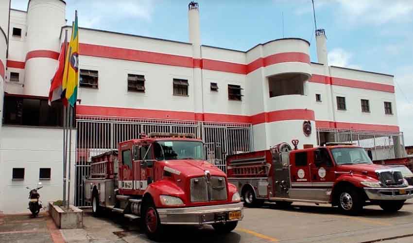 85% de bomberos completó dos vacunas anticovid