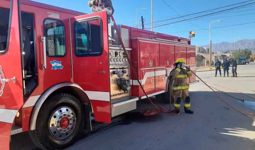 La Federación de Bomberos Voluntarios cargó contra la Provincia