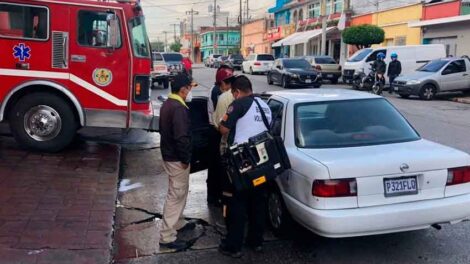 Una persona fallece afuera de estación de Bomberos Voluntarios