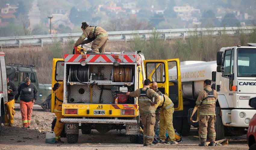 Bomberos lograron controlar los cuatro focos de incendios