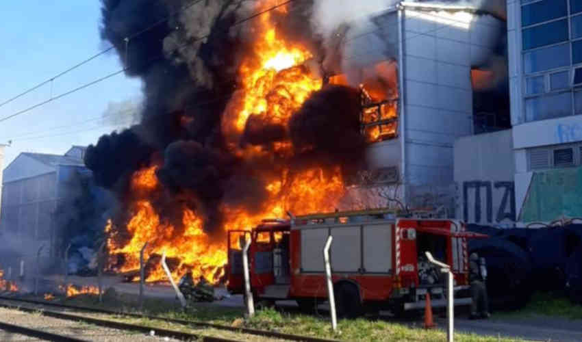 Se incendió la planta de la cervecería Quilmes