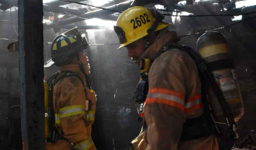 Conmemoran 70 años del Cuerpo de Bomberos de Durango