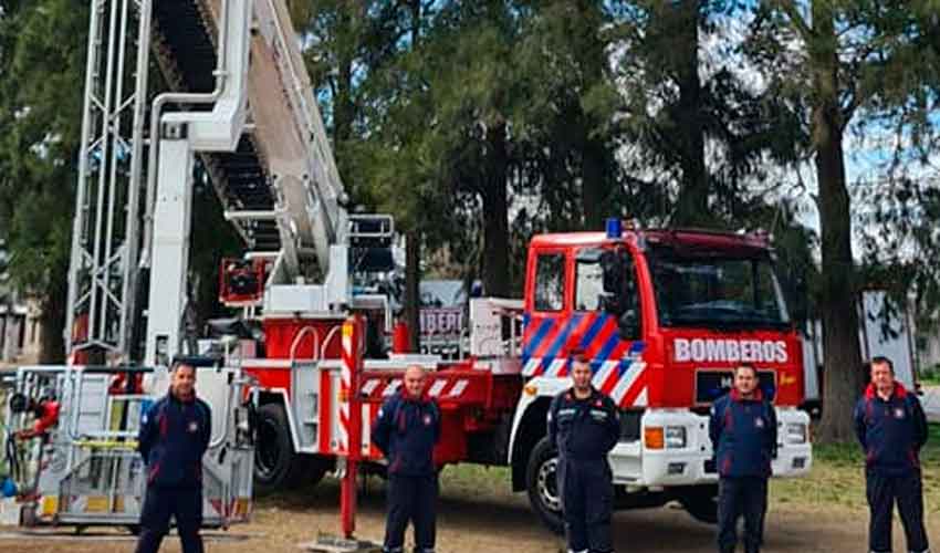 Nuevo Hidroelevador para Bomberos Voluntarios de Mar de Ajo