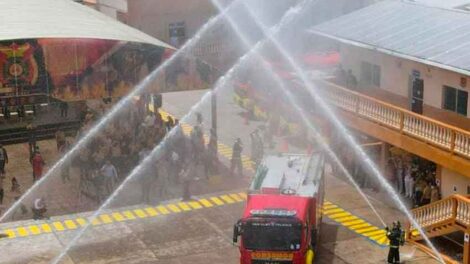 Bomberos recibe modernos vehículos que fortalecerán combate de incendios