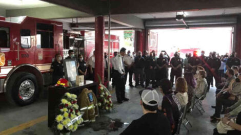 Rinden homenaje al bombero voluntario Leonardo García