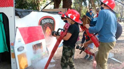 “Bomberos por un Día” visitó el Parque Saavedra