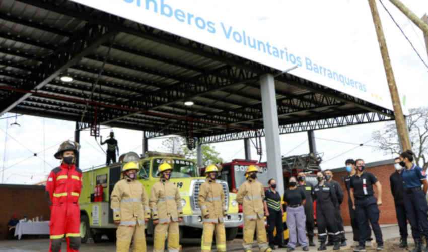 Inauguraron importantes obras en el primer cuartel de bomberos del Chaco