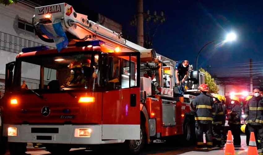 Bomberos Voluntarios de Chivilcoy adquirieron un hidroelevador