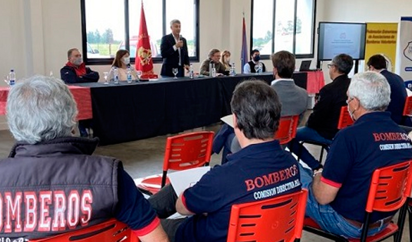 El Tribunal de Cuentas capacitó a bomberos voluntarios de toda la Provincia