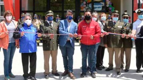 Inauguraron moderno cuartel de Bomberos en Futrono