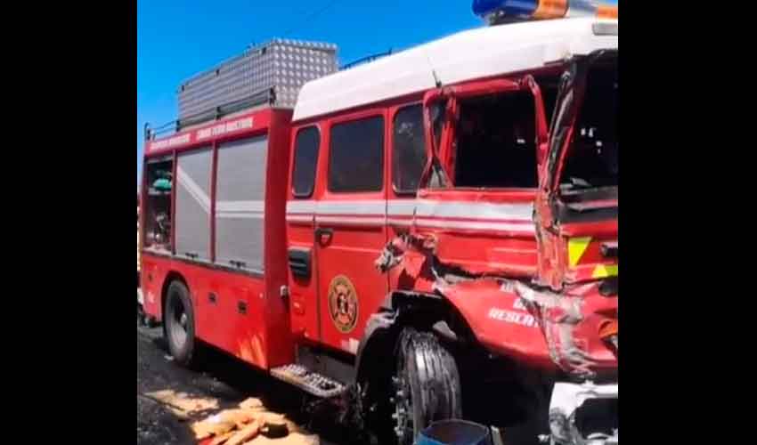 Un carro bomba sufrió un accidente mientras se dirigía aun incendio