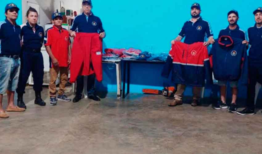 Bomberos Voluntarios de Villa del Rosario adquirió nueva indumentaria