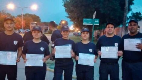 Bomberos de Maciel ya cuenta con su primera camada de bomberos