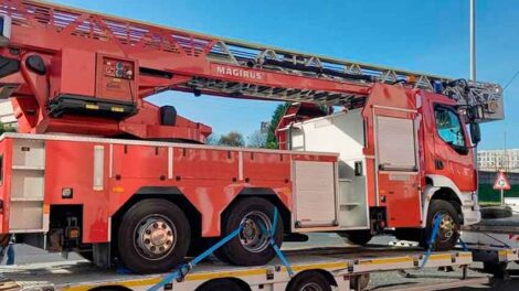 Bomberos de Ferrol con nuevo camión escalera