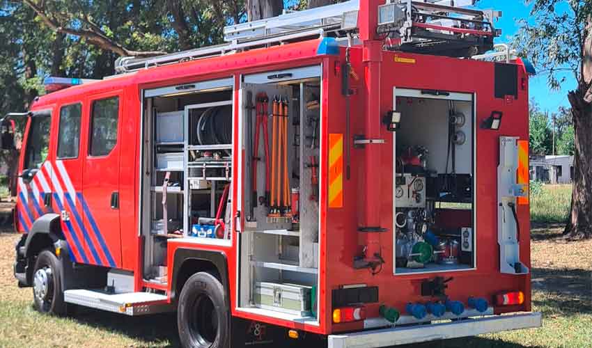 Bomberos Voluntarios de San Jeronimo Sud con nuevo autobomba