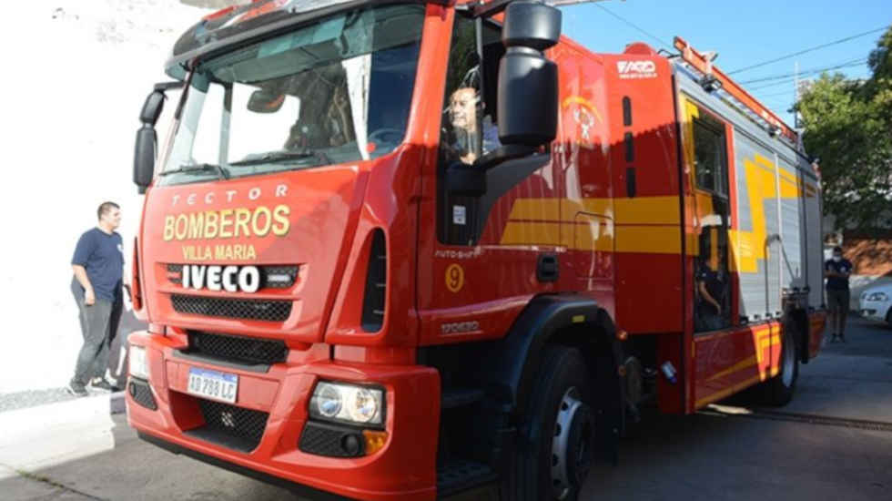 Bomberos Voluntarios de Villa María nuevo autobomba