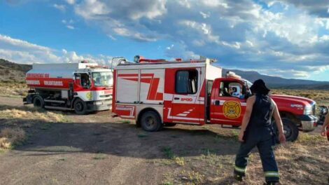 Se les rompió el camión a los Bomberos cuando fueron a una falsa alarma