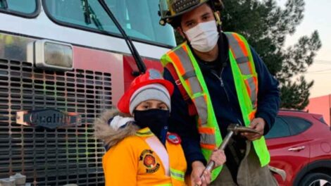 Cristian cumple su sueño como bombero